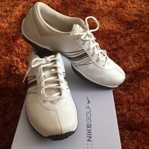 Nike women’s golf shoes size 9